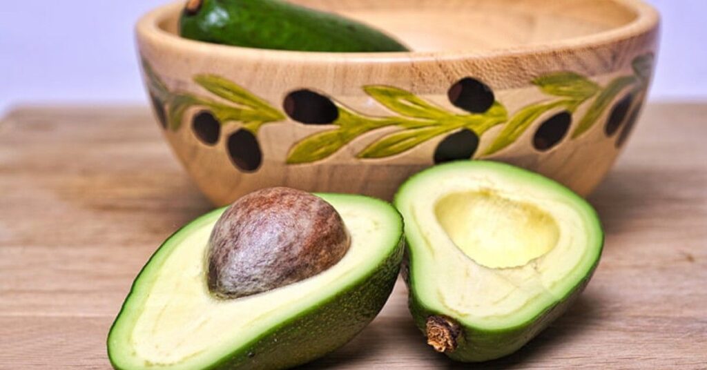 Avocado Fruit Benefits in Hindi 